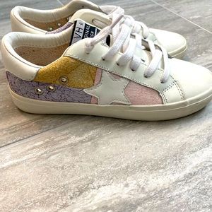 Vintage Havana low top canvas shoes